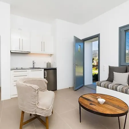 Gaia, Unique Villa, Private Pool & Tennis Court & Boules *