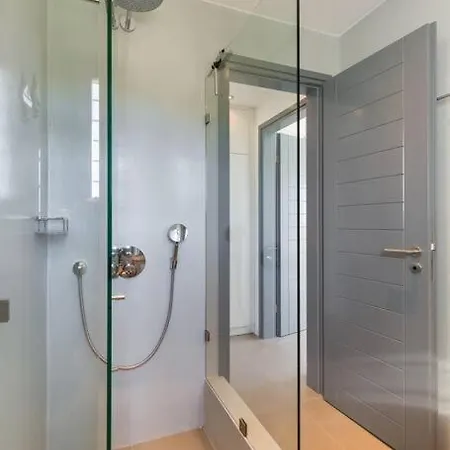 Villa Gaia, Unique Villa, Private Pool & Tennis Court & Boules