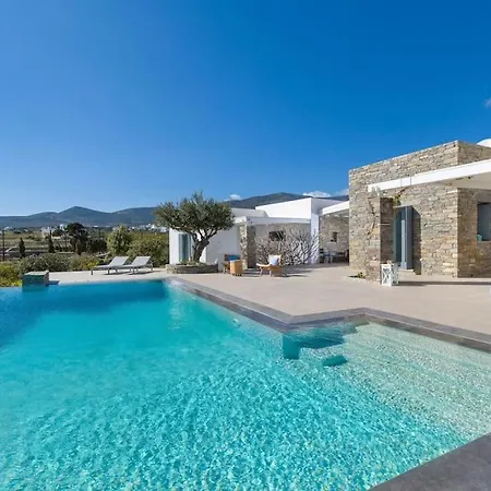 Gaia, Unique Villa, Private Pool & Tennis Court & Boules *