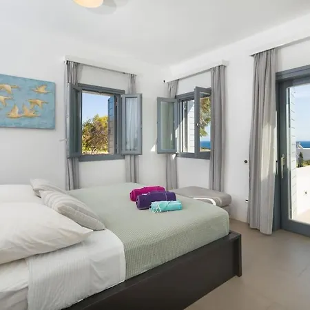 Gaia, Unique Villa, Private Pool & Tennis Court & Boules Villa