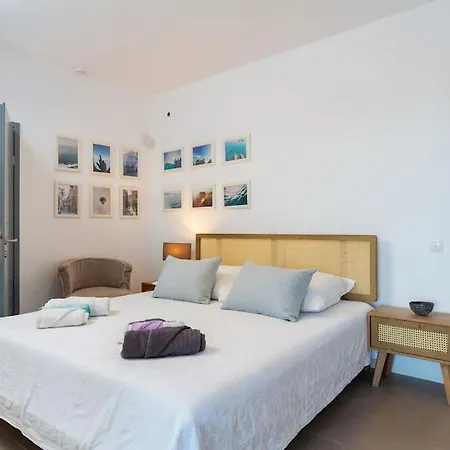 Gaia, Unique Villa, Private Pool & Tennis Court & Boules Villa Drios