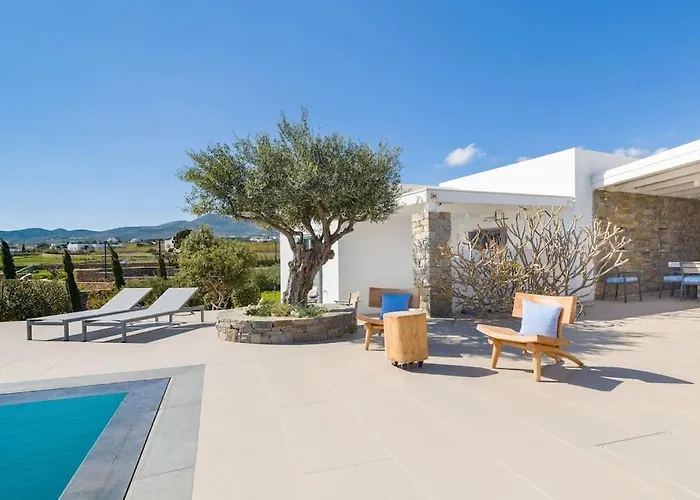 Gaia, Unique Villa, Private Pool & Tennis Court & Boules Drios