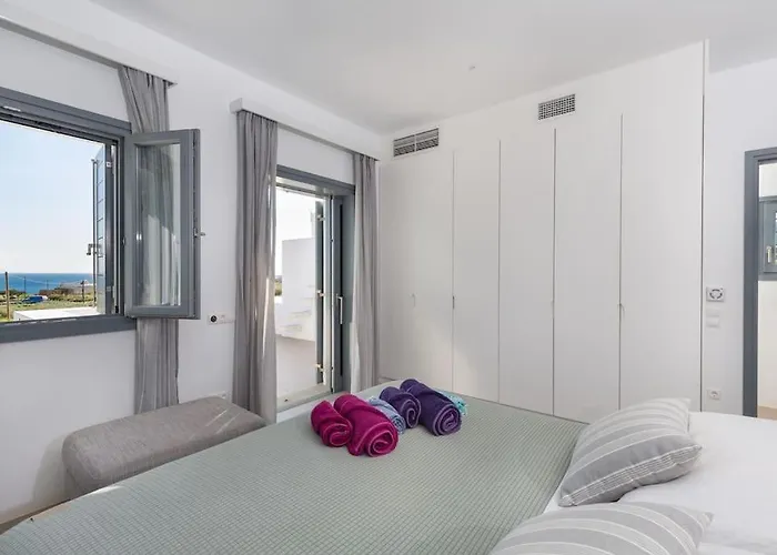 Gaia, Unique Villa, Private Pool & Tennis Court & Boules Villa Drios