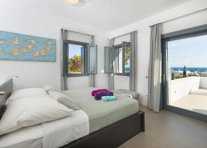 Gaia, Unique Villa, Private Pool & Tennis Court & Boules Villa