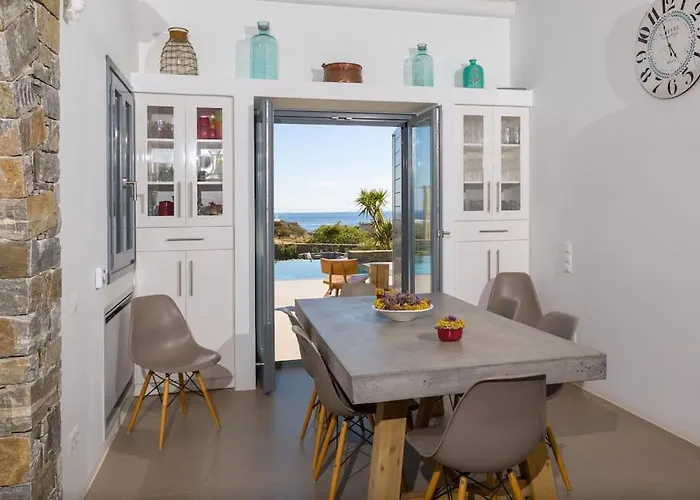 Gaia, Unique Villa, Private Pool & Tennis Court & Boules * Drios