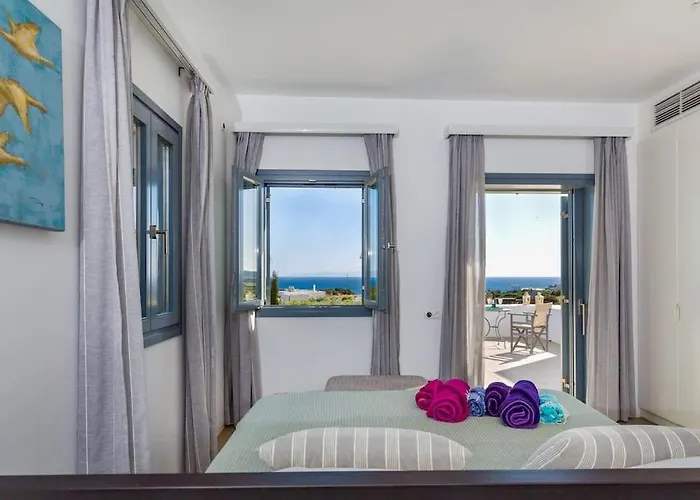 Gaia, Unique Villa, Private Pool & Tennis Court & Boules Villa *