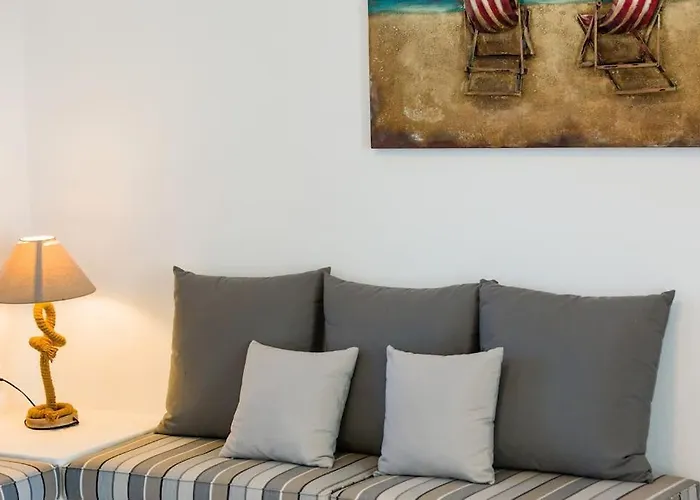 Gaia, Unique Villa, Private Pool & Tennis Court & Boules * Drios