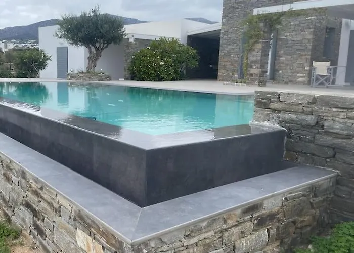 Gaia, Unique Villa, Private Pool & Tennis Court & Boules Villa *